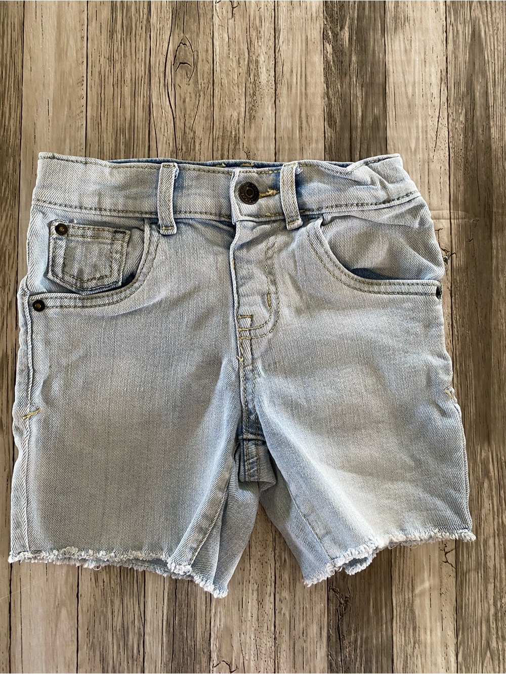 TODDLERS CAT & JACK DENIM JEAN SHORTS— 3T